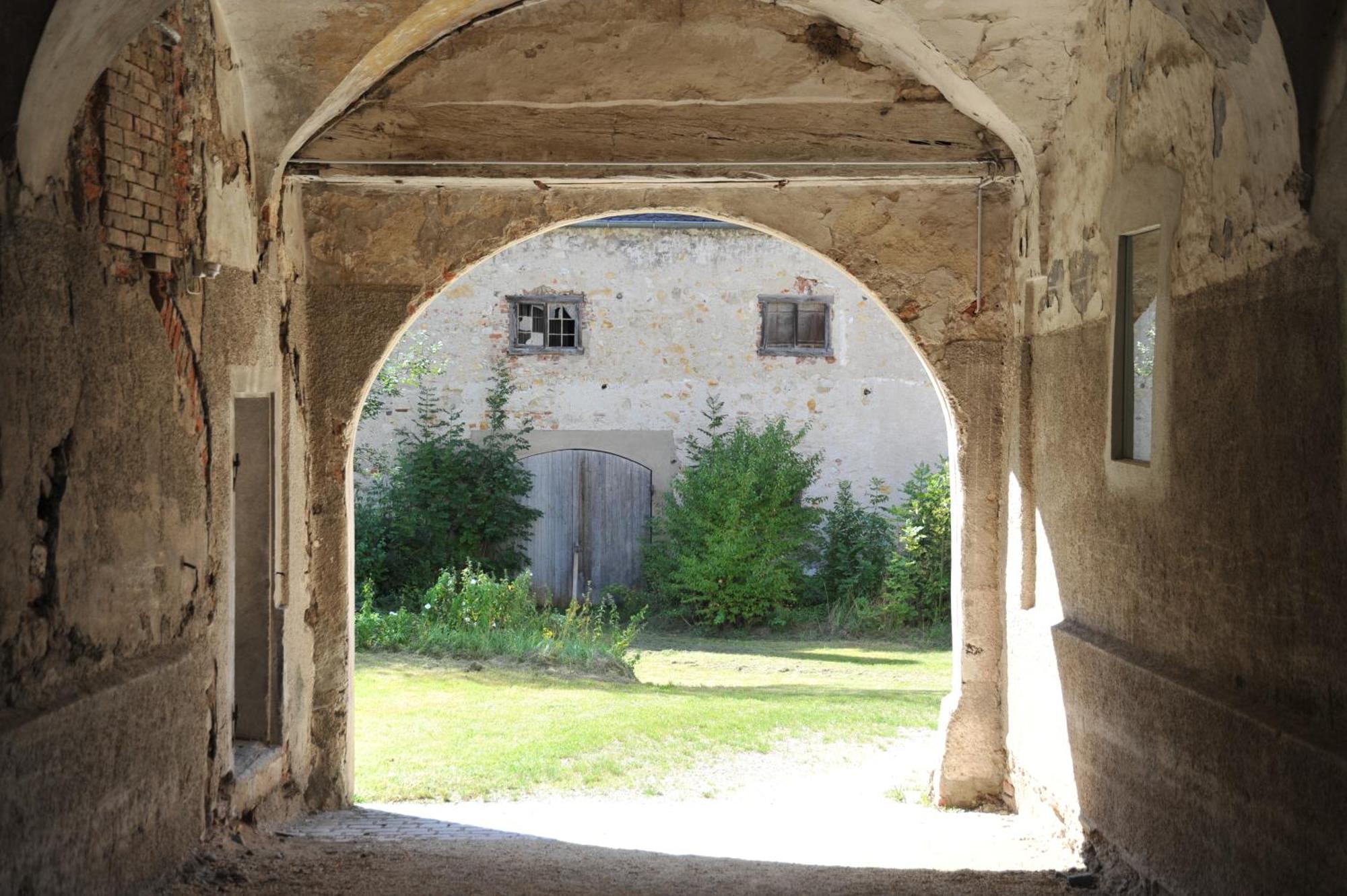 Tagungshaus Kloster Heiligkreuztal Altheim  Extérieur photo