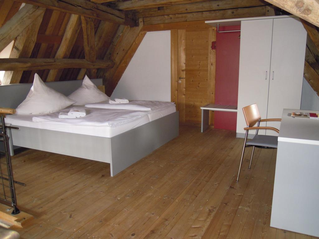 Tagungshaus Kloster Heiligkreuztal Altheim  Extérieur photo